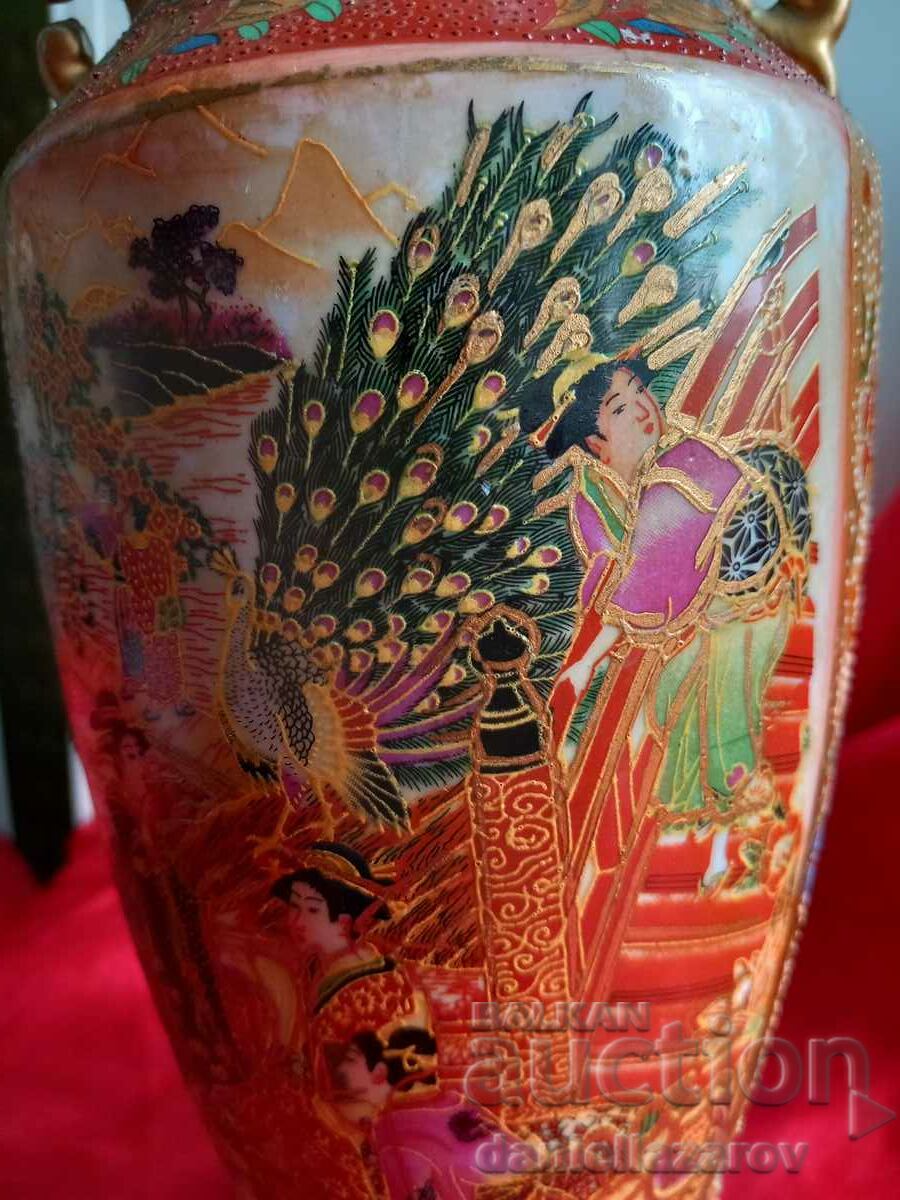 Unique Rare CHINESE Porcelain Vase, Signed! with price 120.00 BGN | € 61.36 Unique Rare CHINESE Porcelain Vase, Signed! with price 120.00 BGN | € 61.36