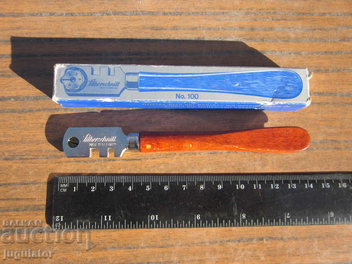 Auction old German glass cutter glass cutter with box Auction old German glass cutter glass cutter with box