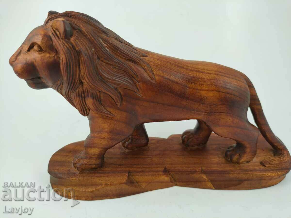 Wood carving figurine Lion with price 80.00 BGN | € 40.90 Wood carving figurine Lion with price 80.00 BGN | € 40.90