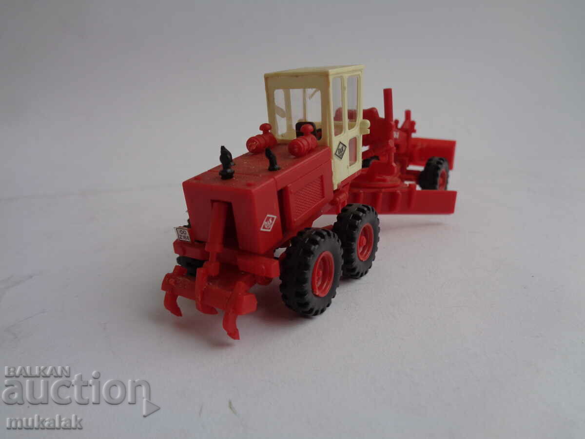 KIBRI H0 1/87 GRADER FADROMA EXCAVATOR MODEL TOY TROLLEY - 5 KIBRI H0 1/87 GRADER FADROMA EXCAVATOR MODEL TOY TROLLEY - 5