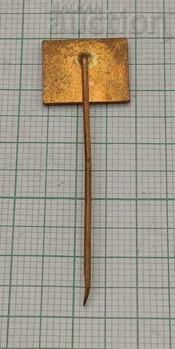 KRIVOKLAT CASTLE SLOVAKIA ENAMEL BADGE with price 2.00 BGN | € 1.02 KRIVOKLAT CASTLE SLOVAKIA ENAMEL BADGE with price 2.00 BGN | € 1.02