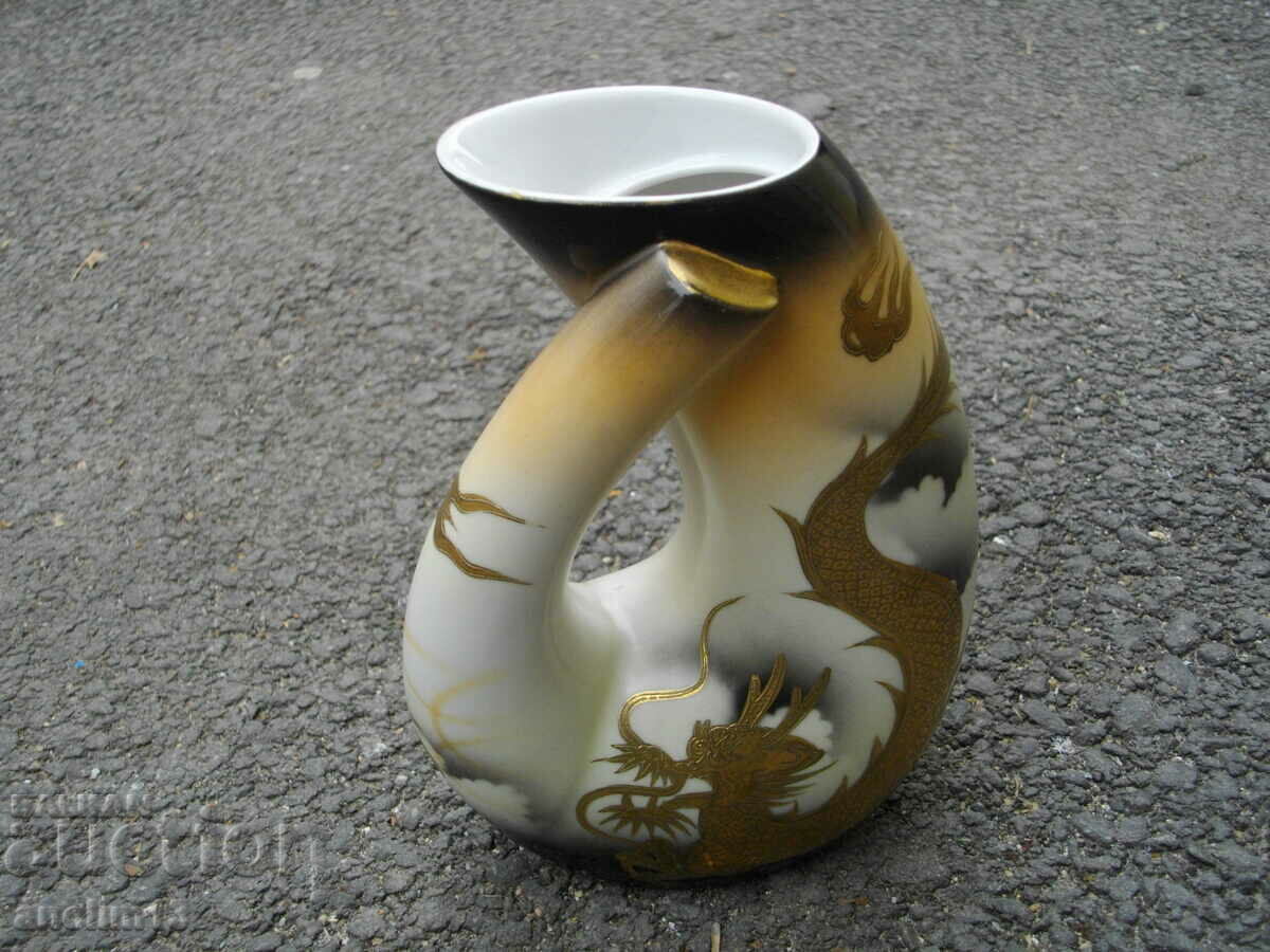 FRUMOASĂ VAZĂ DRAGON DE PORCELAN pictat