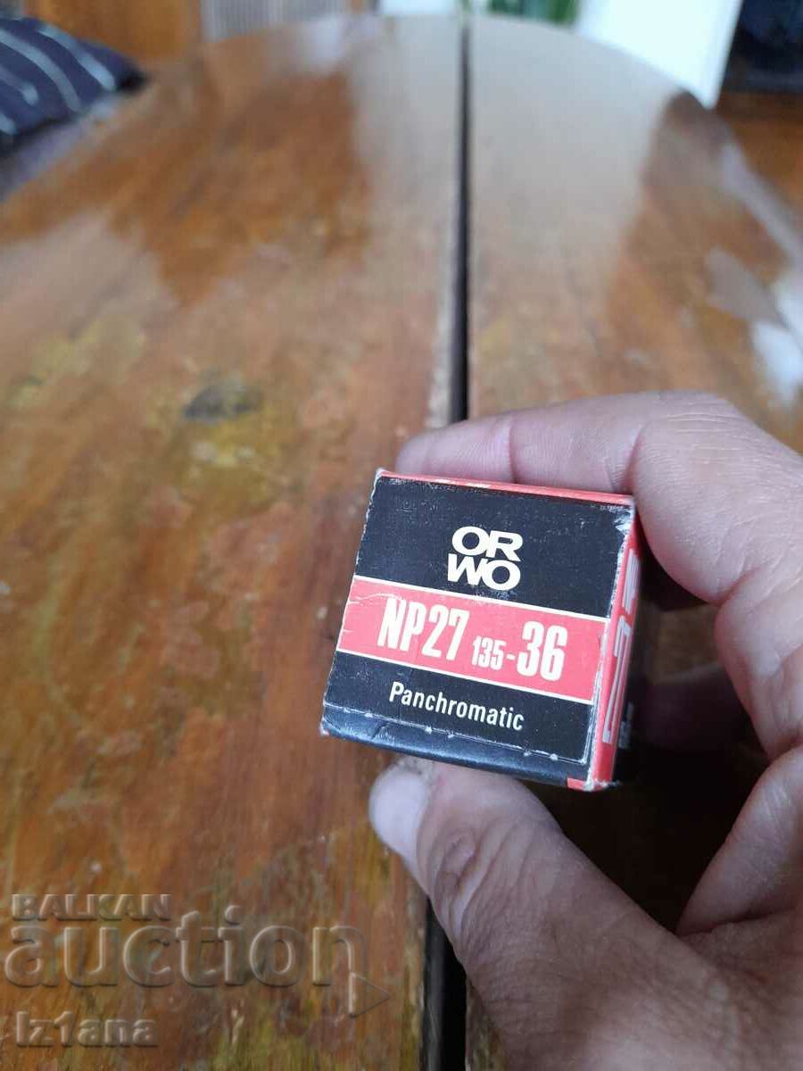 Auction Orwo NP 27 camera strap Auction Orwo NP 27 camera strap