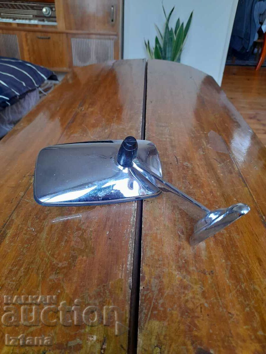 Παλιός καθρέφτης αυτοκινήτου με τιμή 32.00 BGN | € 16.36 Παλιός καθρέφτης αυτοκινήτου με τιμή 32.00 BGN | € 16.36