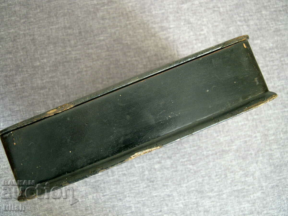 Delivery of Antique jewelry box papier mache old China Delivery of Antique jewelry box papier mache old China