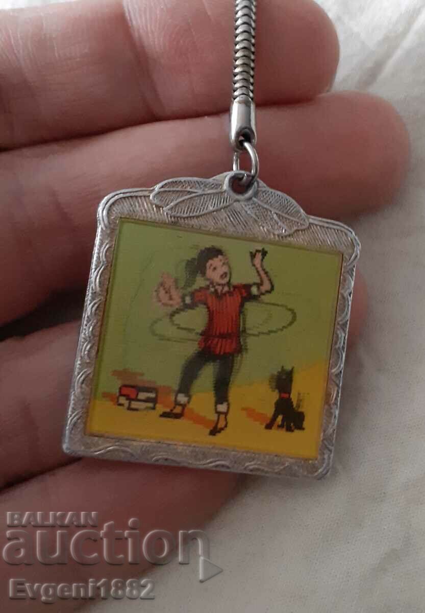 Old Stereo Keychain Girl Child Dog with price 10.00 BGN | € 5.11 Old Stereo Keychain Girl Child Dog with price 10.00 BGN | € 5.11
