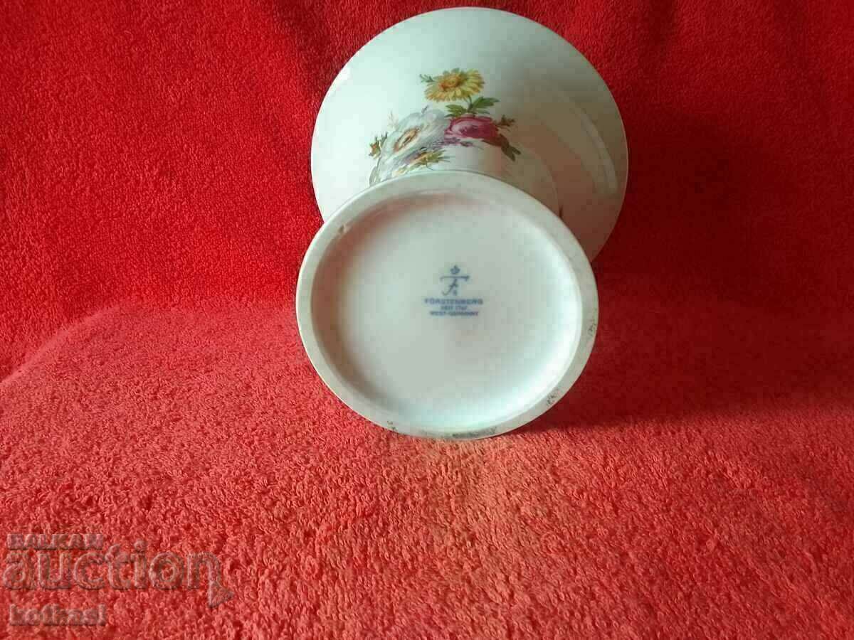 Old porcelain vase Furstenberg F Meissen bouquet - 5