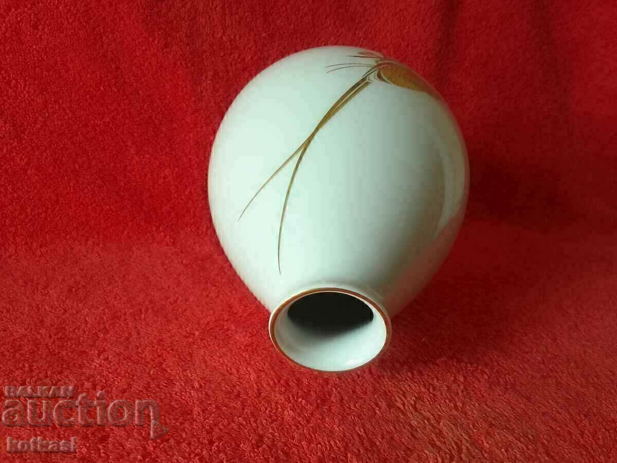 Delivery of Old Porcelain Vase Royal Manufactory KPM Berlin Delivery of Old Porcelain Vase Royal Manufactory KPM Berlin