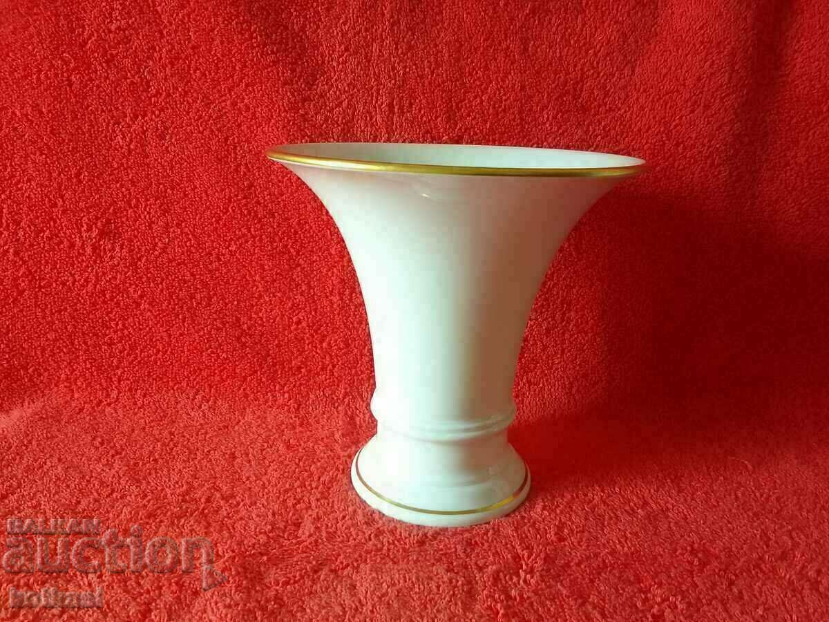 Delivery of Old Porcelain Vase Royal Manufactory KPM Berlin Delivery of Old Porcelain Vase Royal Manufactory KPM Berlin