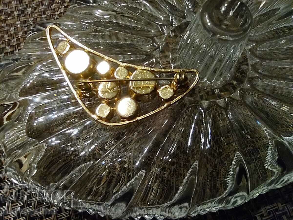 Delivery of Czech brooch, interesting and wonderful, probably 1970s