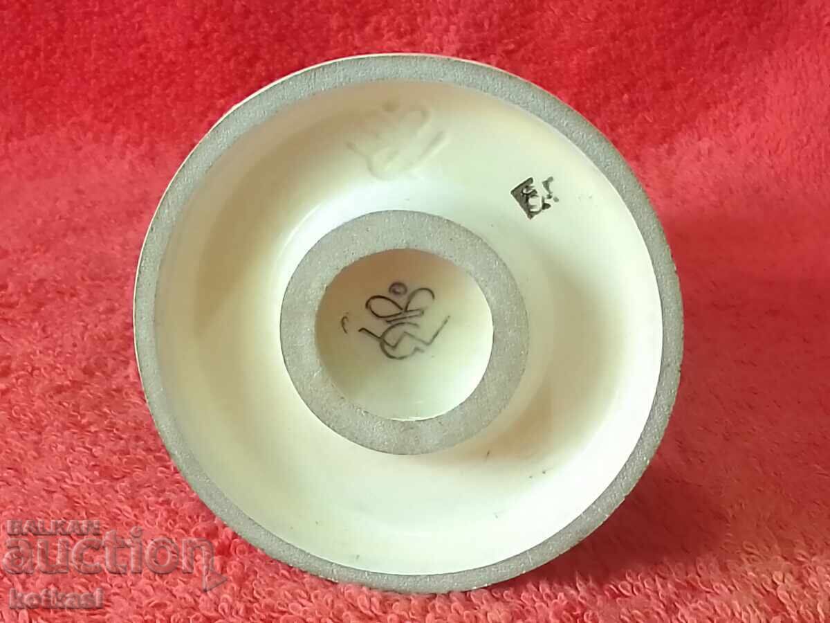 Стара Порцеланова фигура Коминочистач 1935-1949 Hummel Стара Порцеланова фигура Коминочистач 1935-1949 Hummel