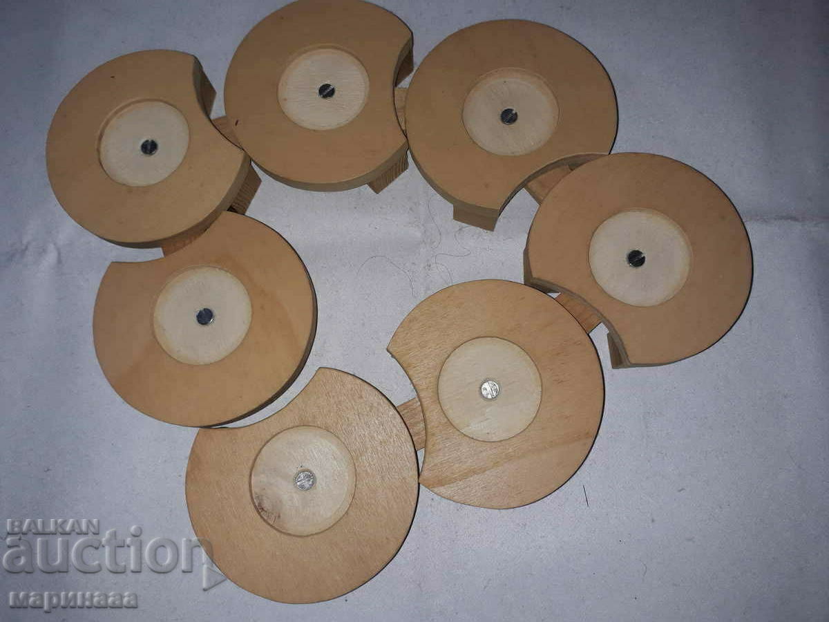 WOODEN STAND - 5 WOODEN STAND - 5