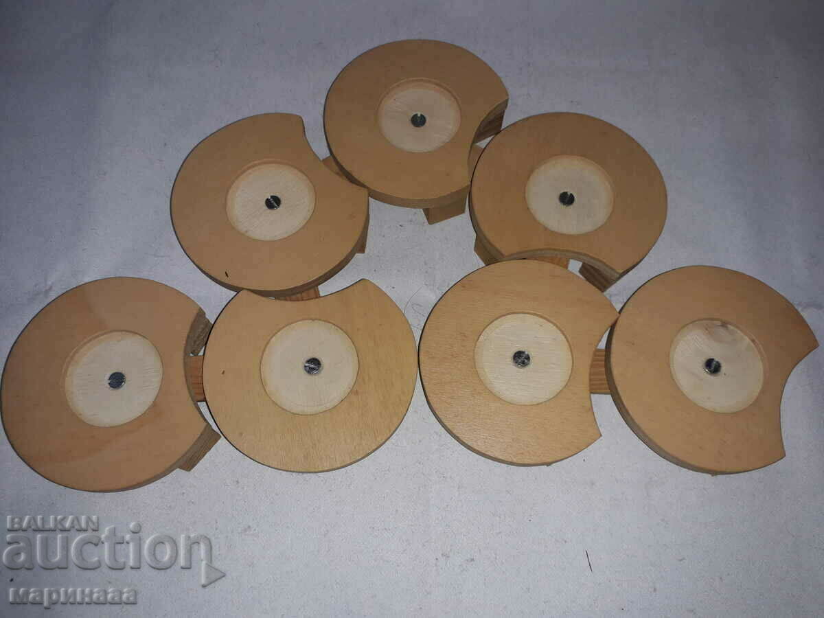 WOODEN STAND - 7 WOODEN STAND - 7