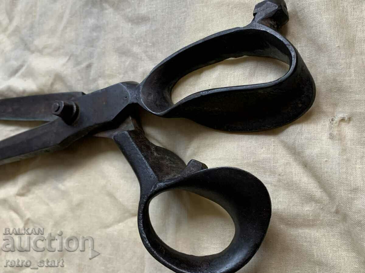 Renaissance Forged Scissors - 5 Renaissance Forged Scissors - 5