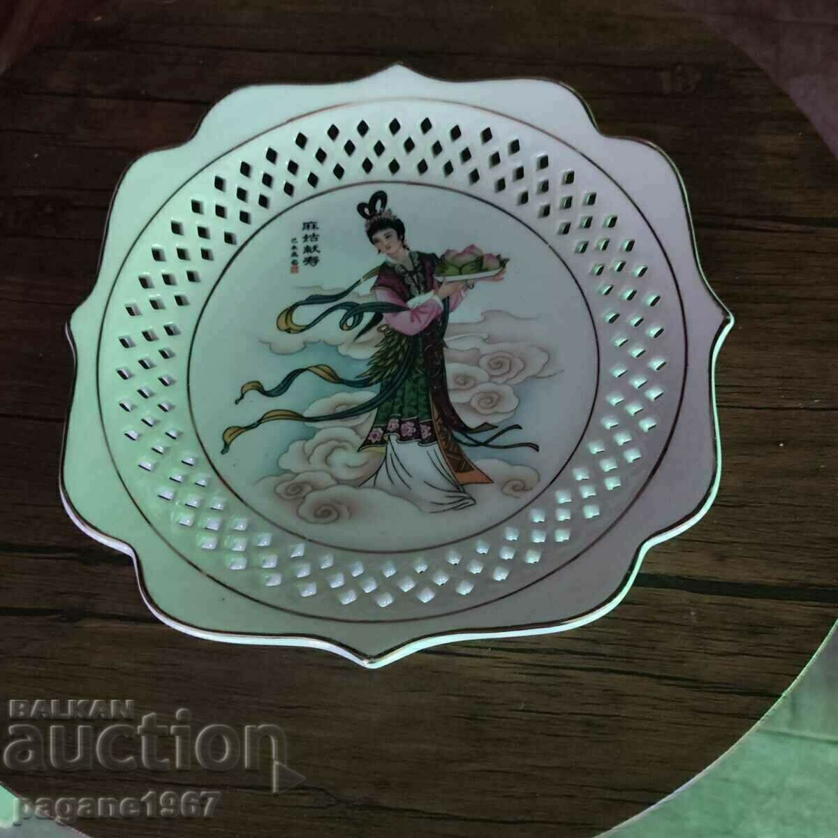 Two porcelain plates Two porcelain plates