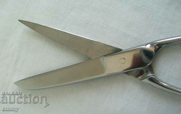 Delivery of Scissors, new Delivery of Scissors, new