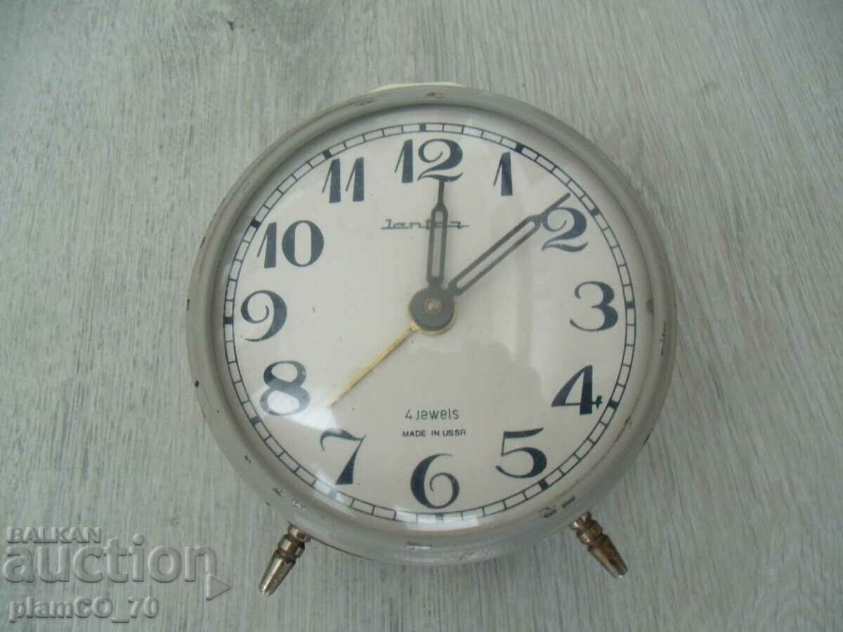 #*7426 old desk clock / alarm clock - Jantar with price 20.00 BGN | € 10.23 #*7426 old desk clock / alarm clock - Jantar with price 20.00 BGN | € 10.23
