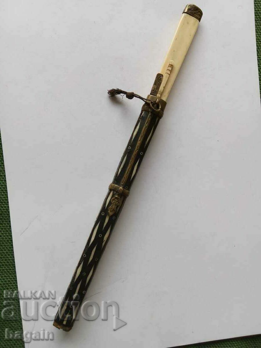 Un cuțit unic. Dinastia Qing.