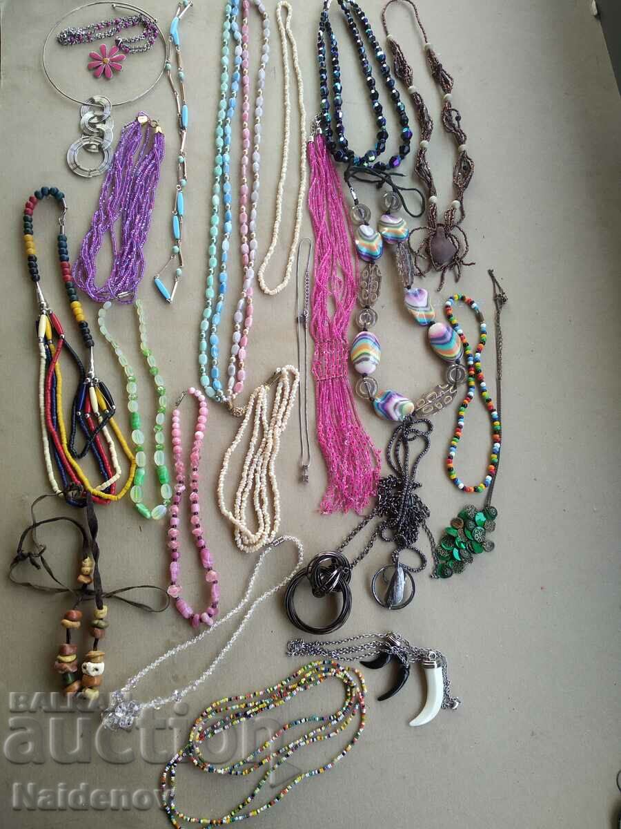 Lot necklaces necklaces
