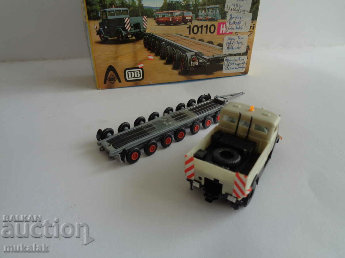 Delivery of KIBRI H0 1/87 TRAILER TRUCK MODEL TOY TROLLEY Delivery of KIBRI H0 1/87 TRAILER TRUCK MODEL TOY TROLLEY
