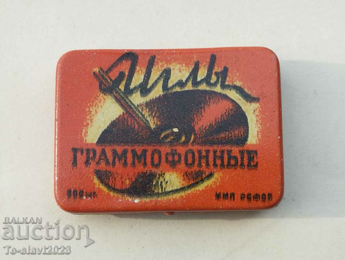 Turntable pins Russian - Old Metal box