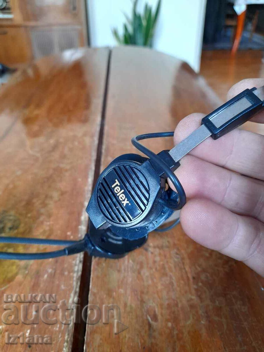 Auction Old Telex headphones Auction Old Telex headphones