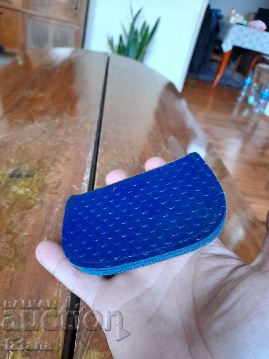 Delivery of Old wallet Leda Delivery of Old wallet Leda