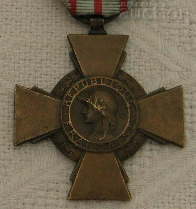 WW1 FRANCE BATTLE CROSS 1914-1918 #1 with price 36.00 BGN | € 18.41 WW1 FRANCE BATTLE CROSS 1914-1918 #1 with price 36.00 BGN | € 18.41