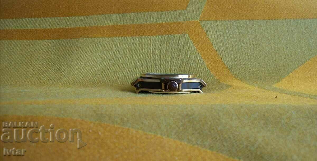 Delivery of "HUBLOT" watch - Geneva Delivery of "HUBLOT" watch - Geneva