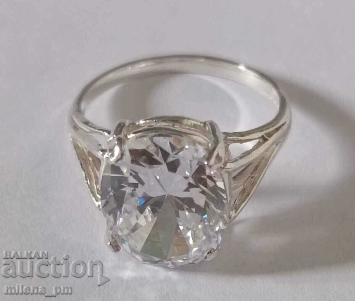 Ασημένιο δαχτυλίδι με τιμή 55.99 BGN | € 28.63