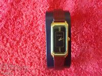 Dugena Vintage Ladies Mechanical Wrist Watch Gold Plated Strap
