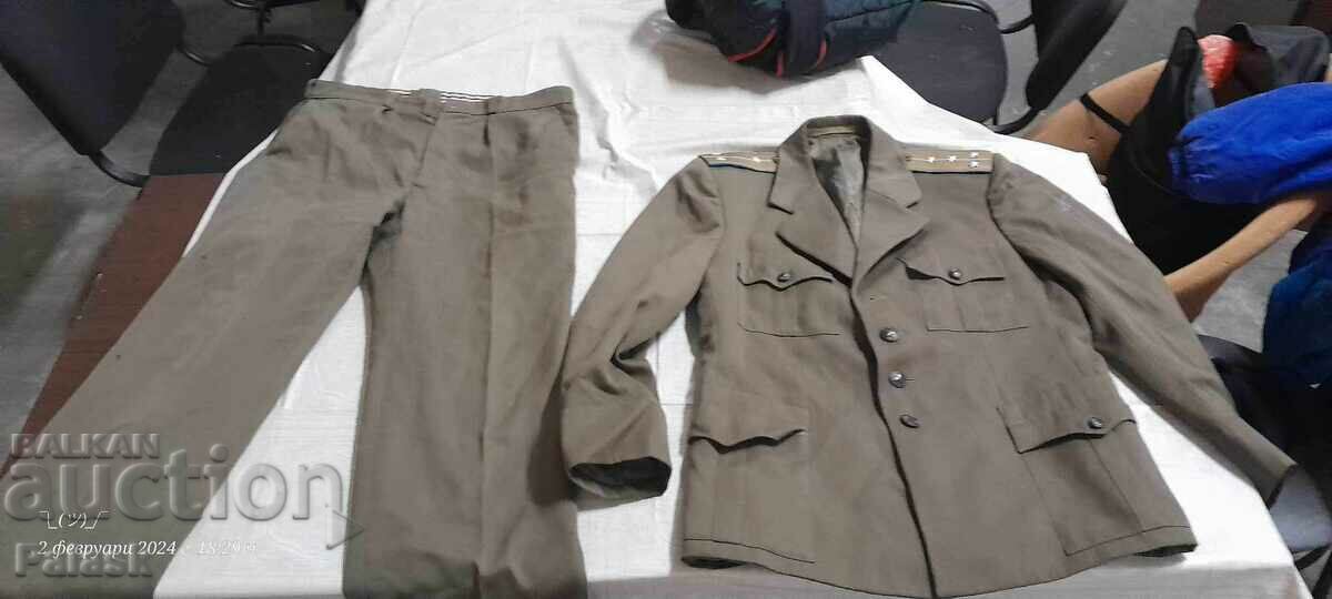 Офицерска униформа с пагони Сухопътни войски соц  БНА