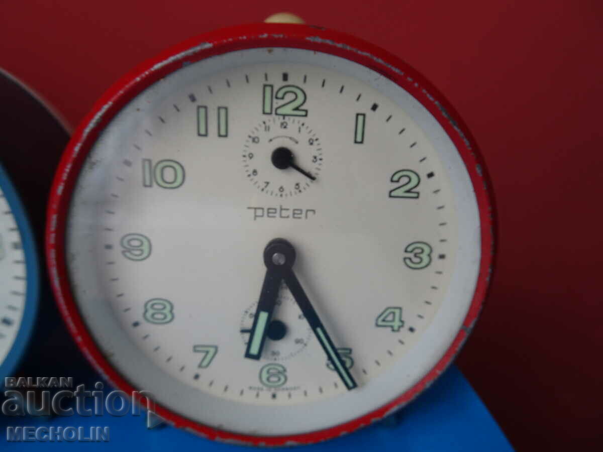 Delivery of LOT OF COLLECTIBLE CLOCKS ALARM CLOCKS Delivery of LOT OF COLLECTIBLE CLOCKS ALARM CLOCKS
