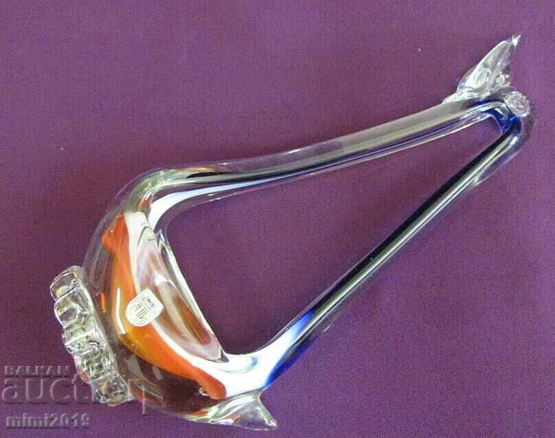 Delivery of Vintich Crystal Flower Figurine Delivery of Vintich Crystal Flower Figurine