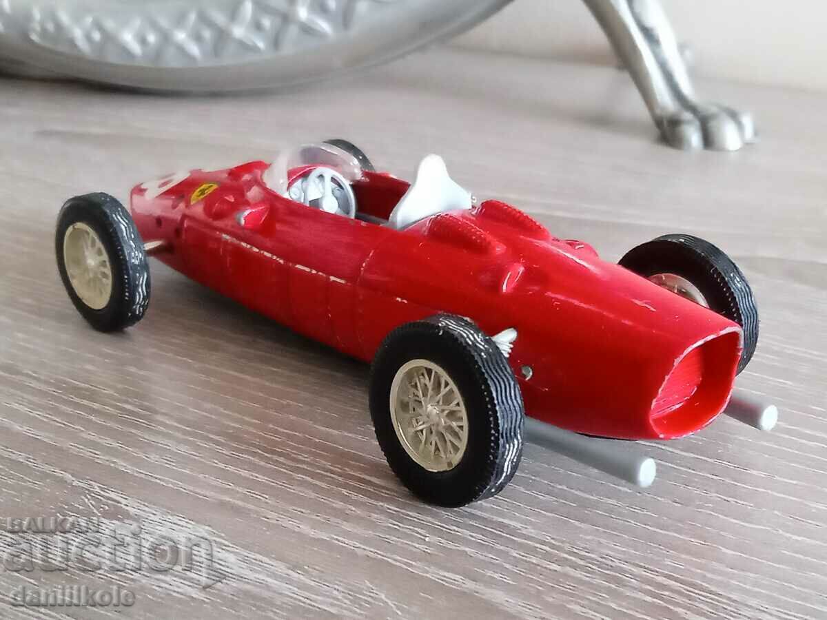 Auction *$*Y*$* METAL FERRARI 1961 156 FORMULA 1 - 1/35 *$*Y*$* Auction *$*Y*$* METAL FERRARI 1961 156 FORMULA 1 - 1/35 *$*Y*$*