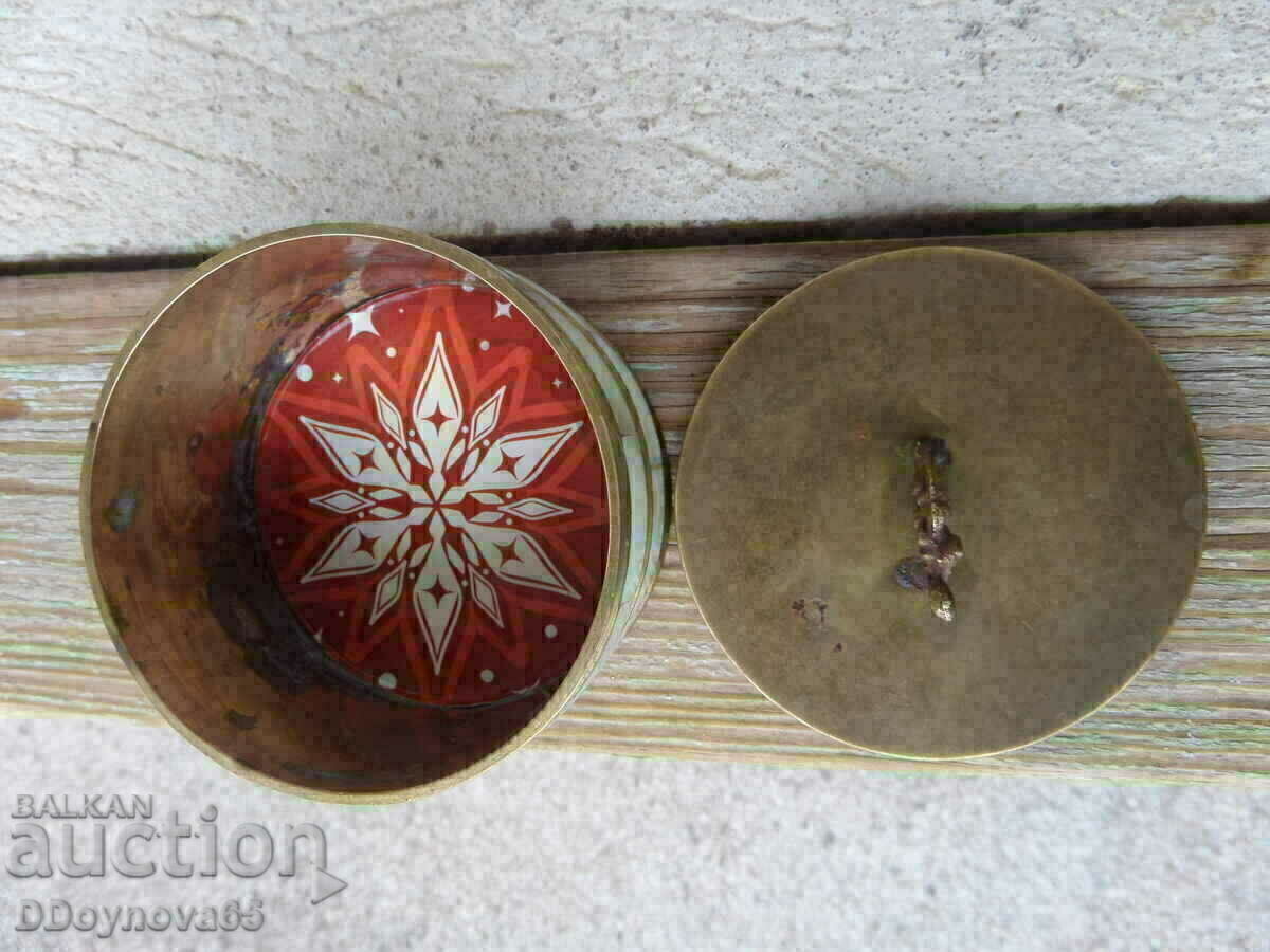 Месингова кутия със седеф - 5 Месингова кутия със седеф - 5