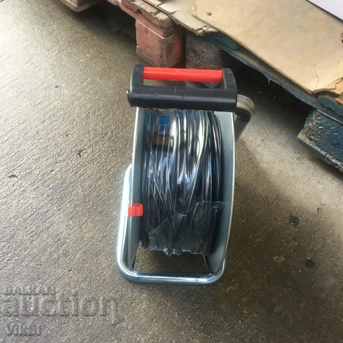 Licitație Prelungire tambur KraftRoyal, 50 m, 3 x 2,5 mm, 4 mufe, Licitație Prelungire tambur KraftRoyal, 50 m, 3 x 2,5 mm, 4 mufe,