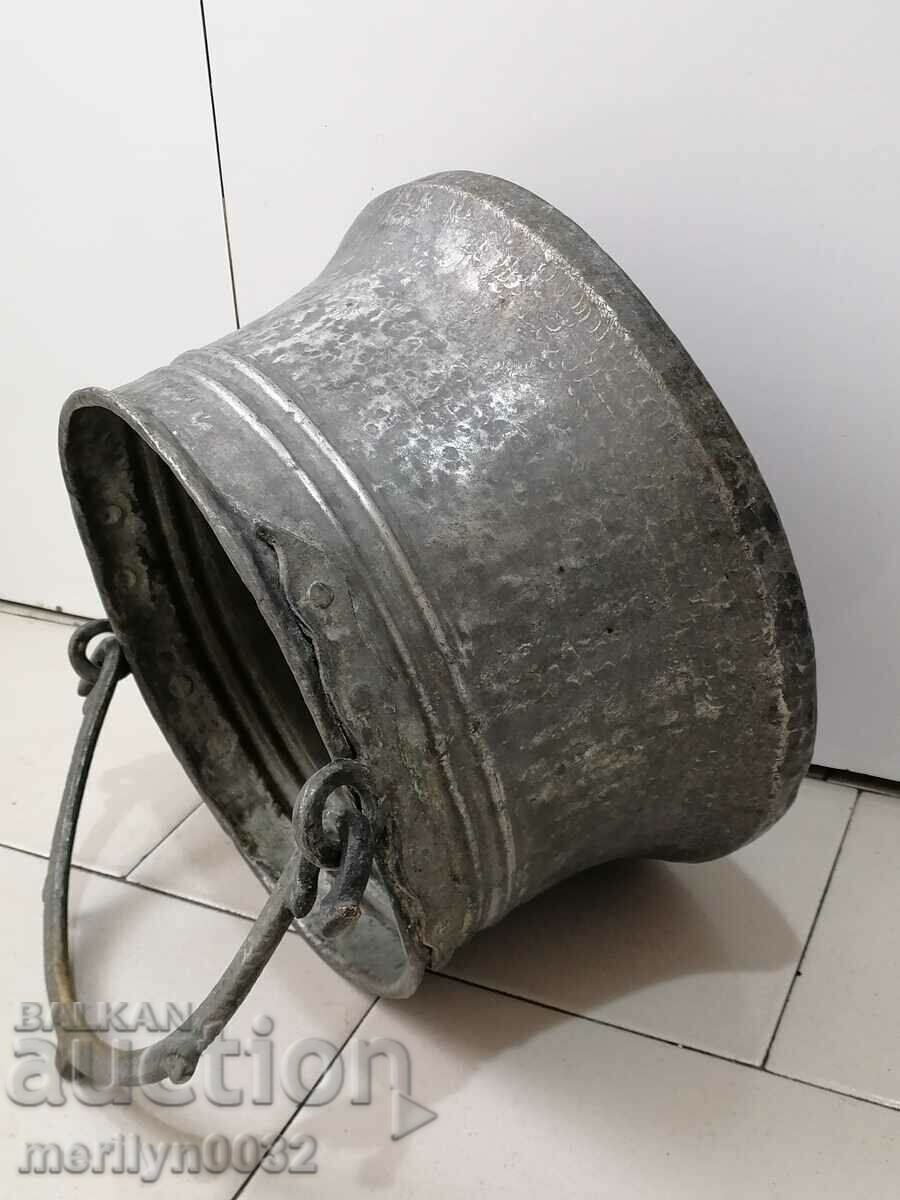 Tinned coin, cauldron, copper, copper vessel with price 89.00 BGN | € 45.50 Tinned coin, cauldron, copper, copper vessel with price 89.00 BGN | € 45.50