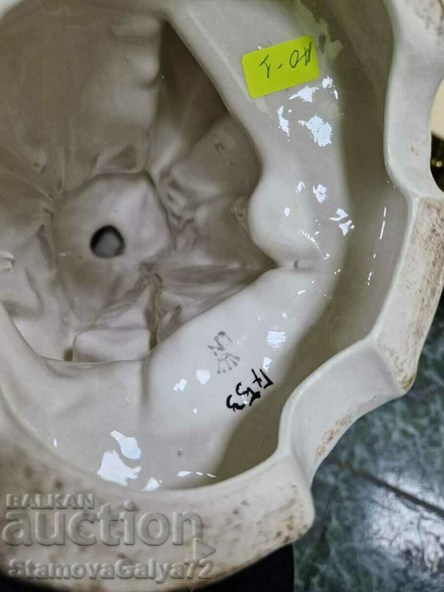 Уникална антикварна италианска фигура Capodimonte - 7
