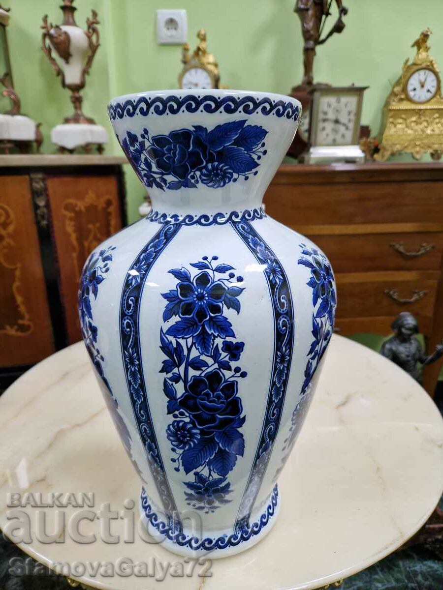 Превъзходна антикварна холандска порцеланова ваза Delft