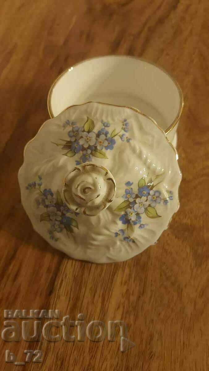 Английска порцеланова кутия за бижута №1 - 5 Английска порцеланова кутия за бижута №1 - 5