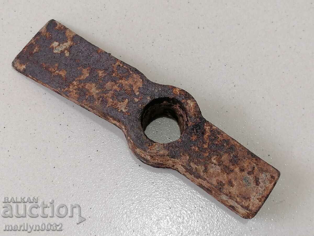 Old mason's hammer, axe, axe, flail, tokmak, crowbar - 5 Old mason's hammer, axe, axe, flail, tokmak, crowbar - 5