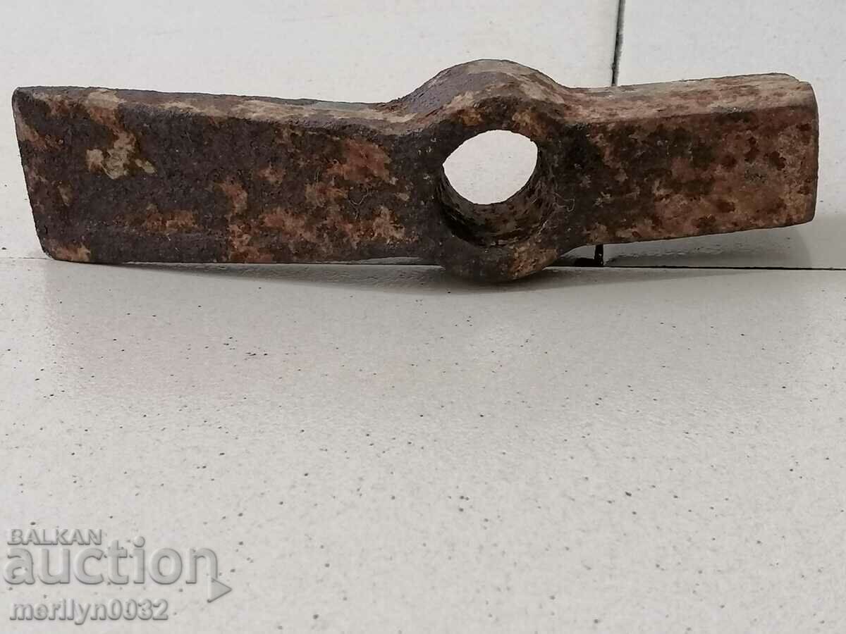 Old mason's hammer, axe, axe, flail, tokmak, crowbar - 7 Old mason's hammer, axe, axe, flail, tokmak, crowbar - 7