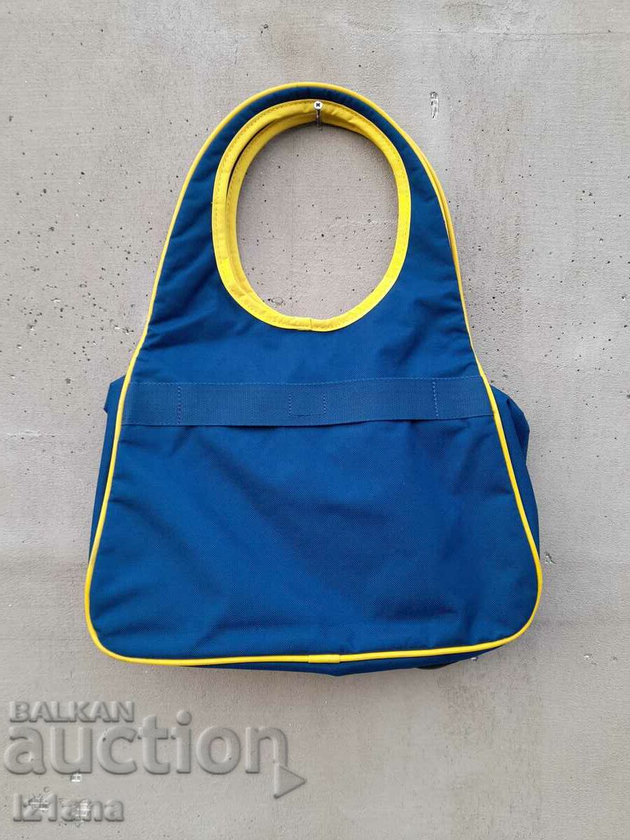 Old Lufthansa bag with price 65.00 BGN | € 33.23 Old Lufthansa bag with price 65.00 BGN | € 33.23