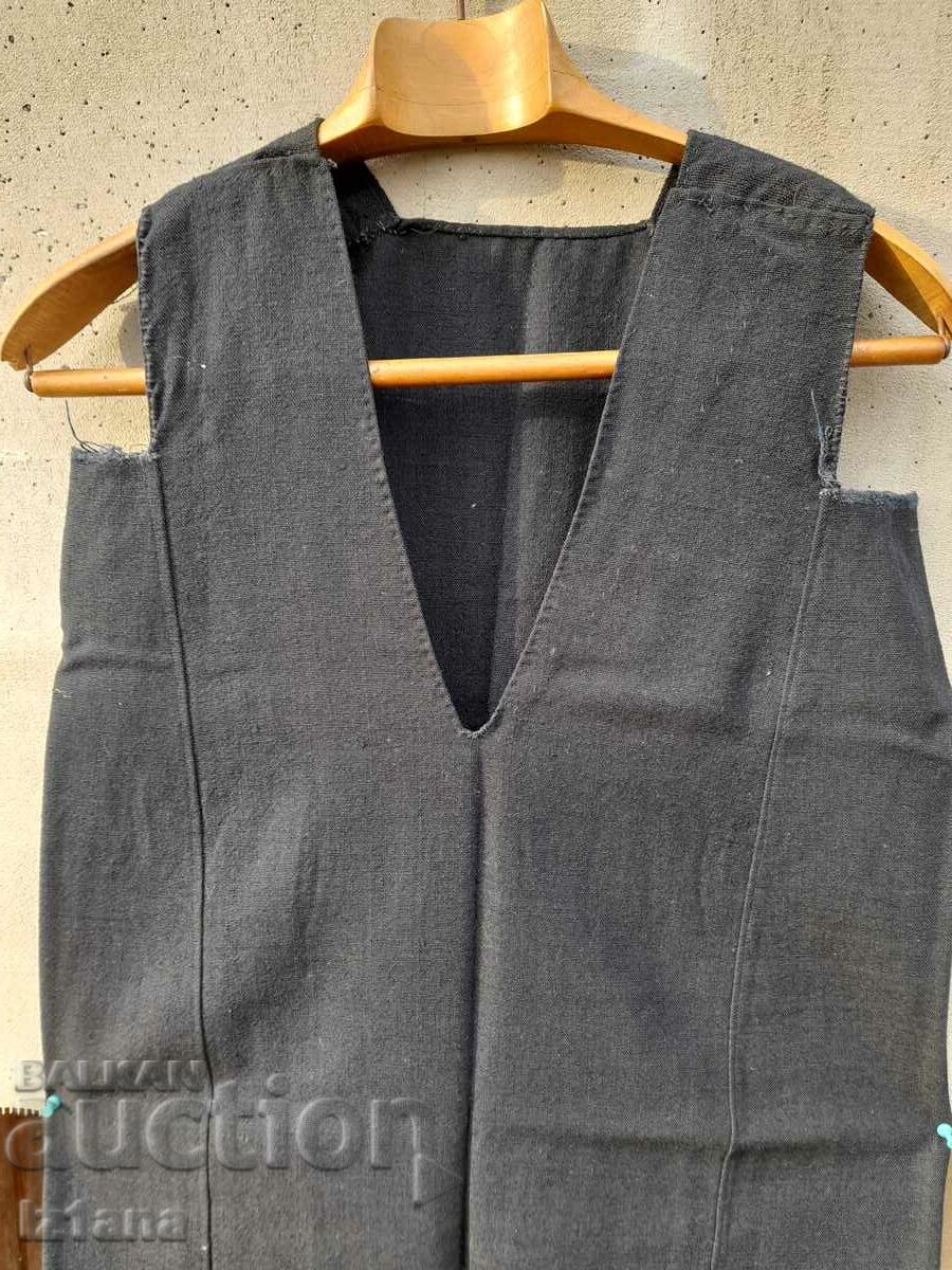 Ancient litak, folk costume with price 235.00 BGN | € 120.15 Ancient litak, folk costume with price 235.00 BGN | € 120.15