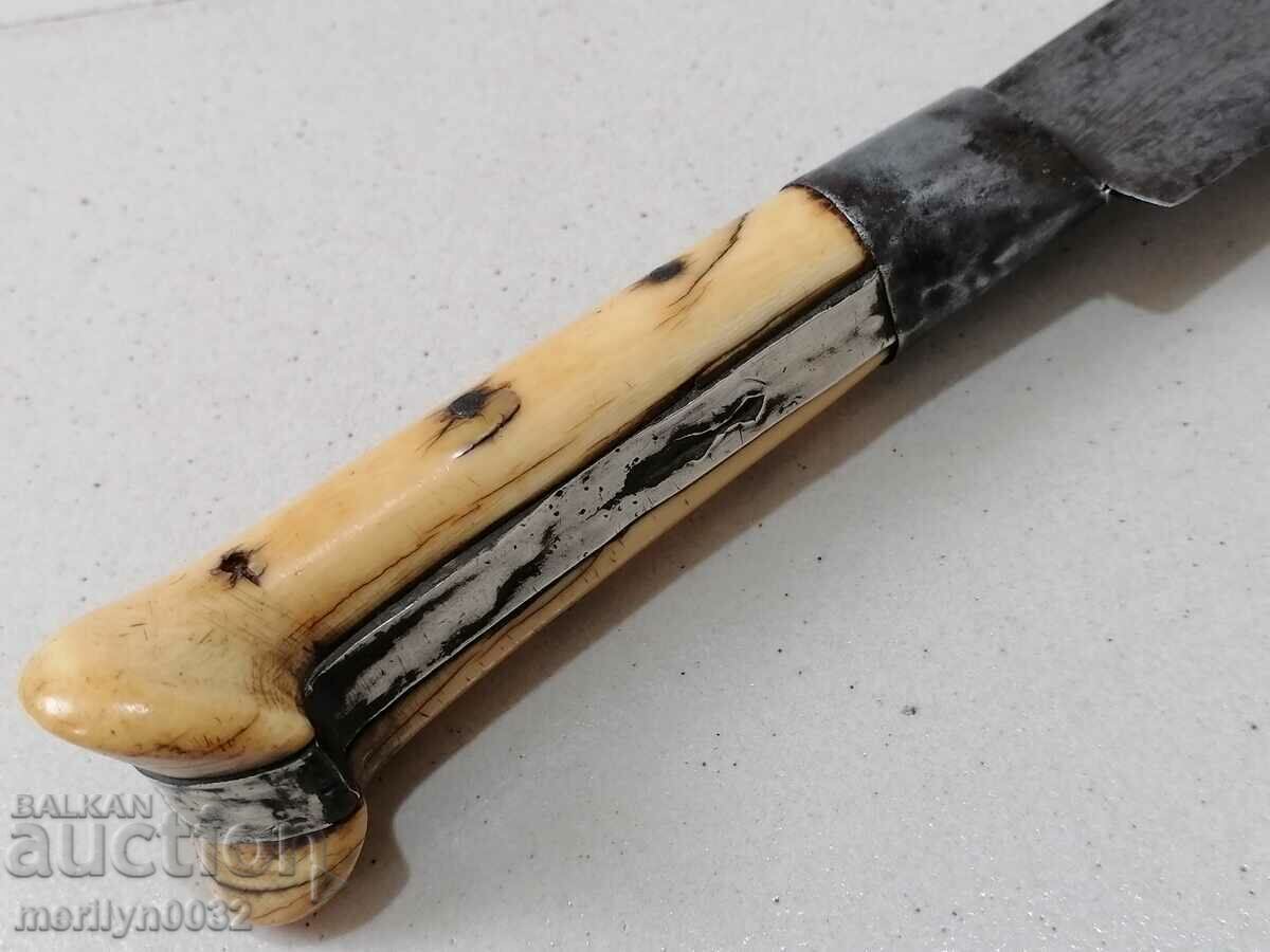 Battle scimitar with stamped ivory karakulak knife saber with price € 777.90 | 1521.44 BGN Battle scimitar with stamped ivory karakulak knife saber with price € 777.90 | 1521.44 BGN
