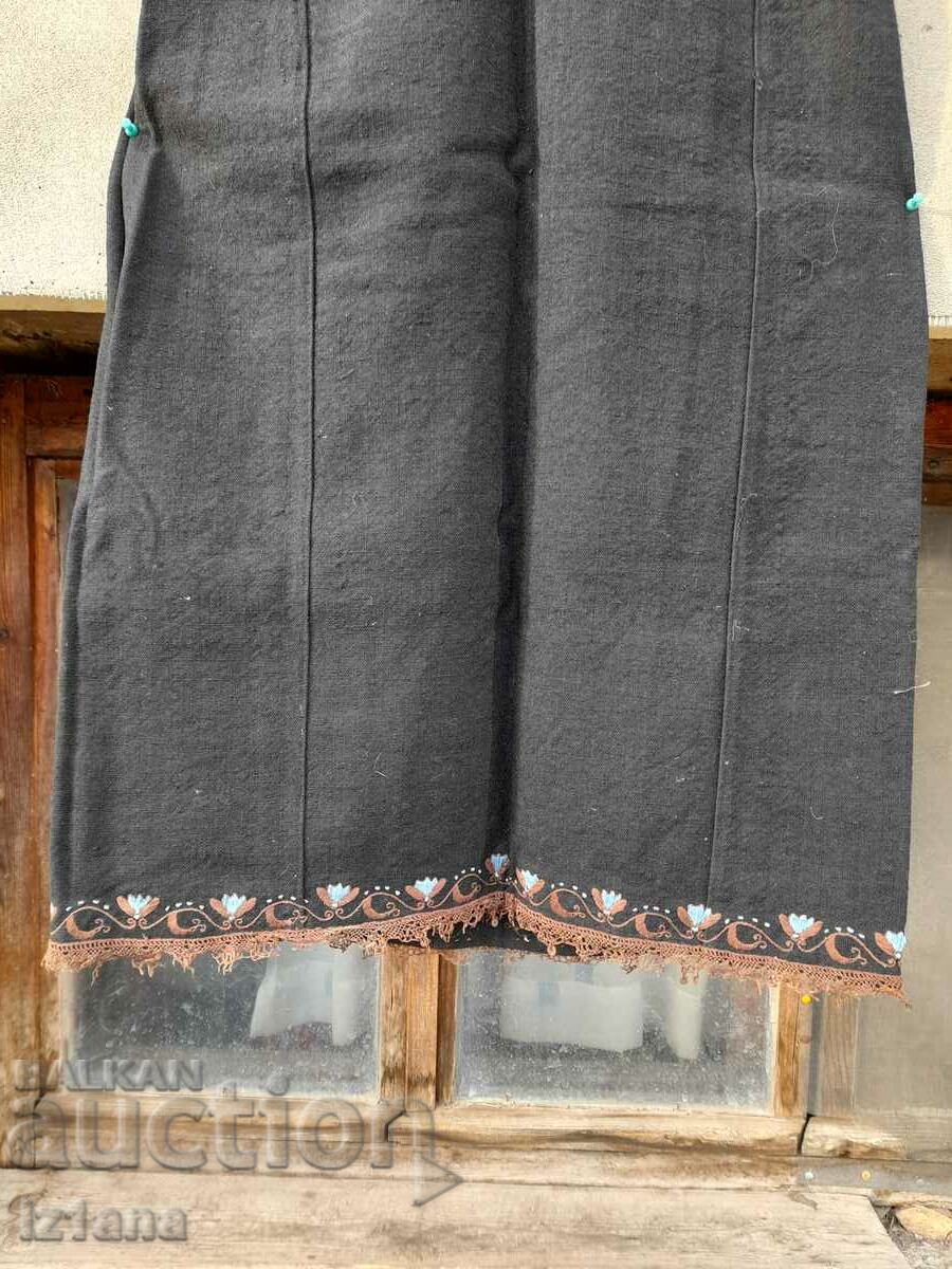 Delivery of Ancient litak, folk costume Delivery of Ancient litak, folk costume