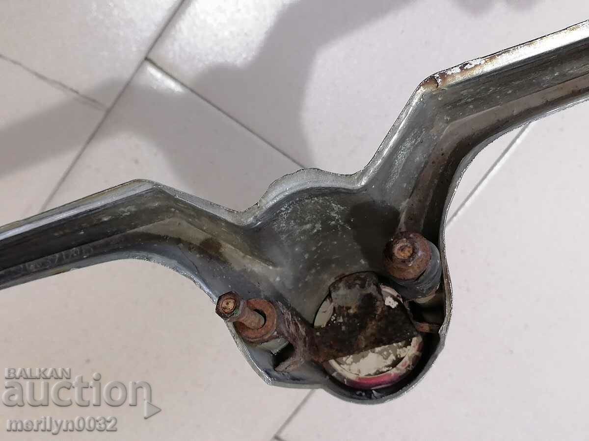 The winged emblem from the hood of a VOLGA Gas car - 7