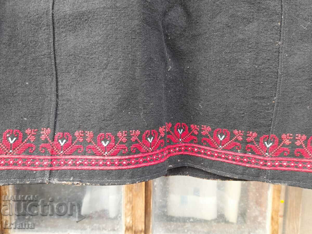 Delivery of Ancient litak, folk costume Delivery of Ancient litak, folk costume