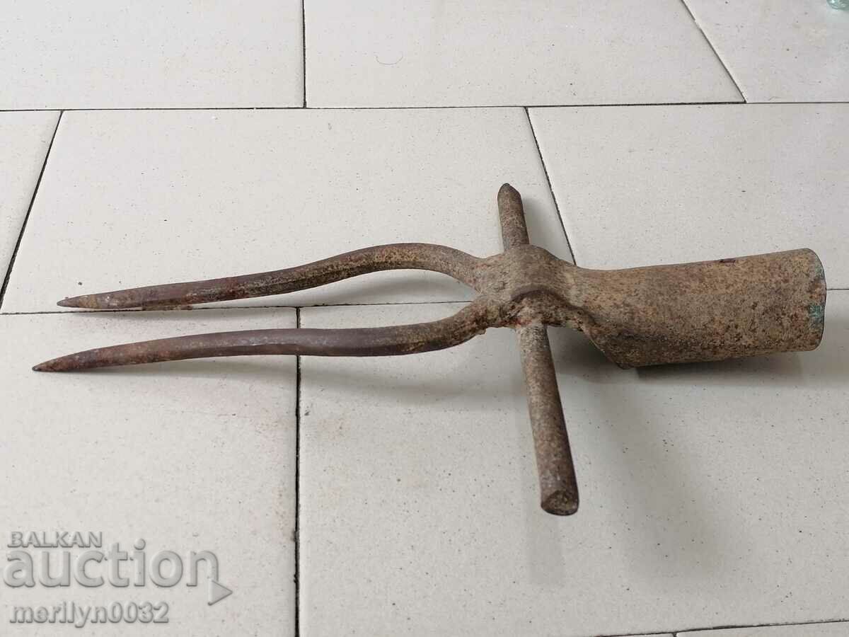 Auction  Old Wrought Two Prong, Pitchfork, Wrought Iron